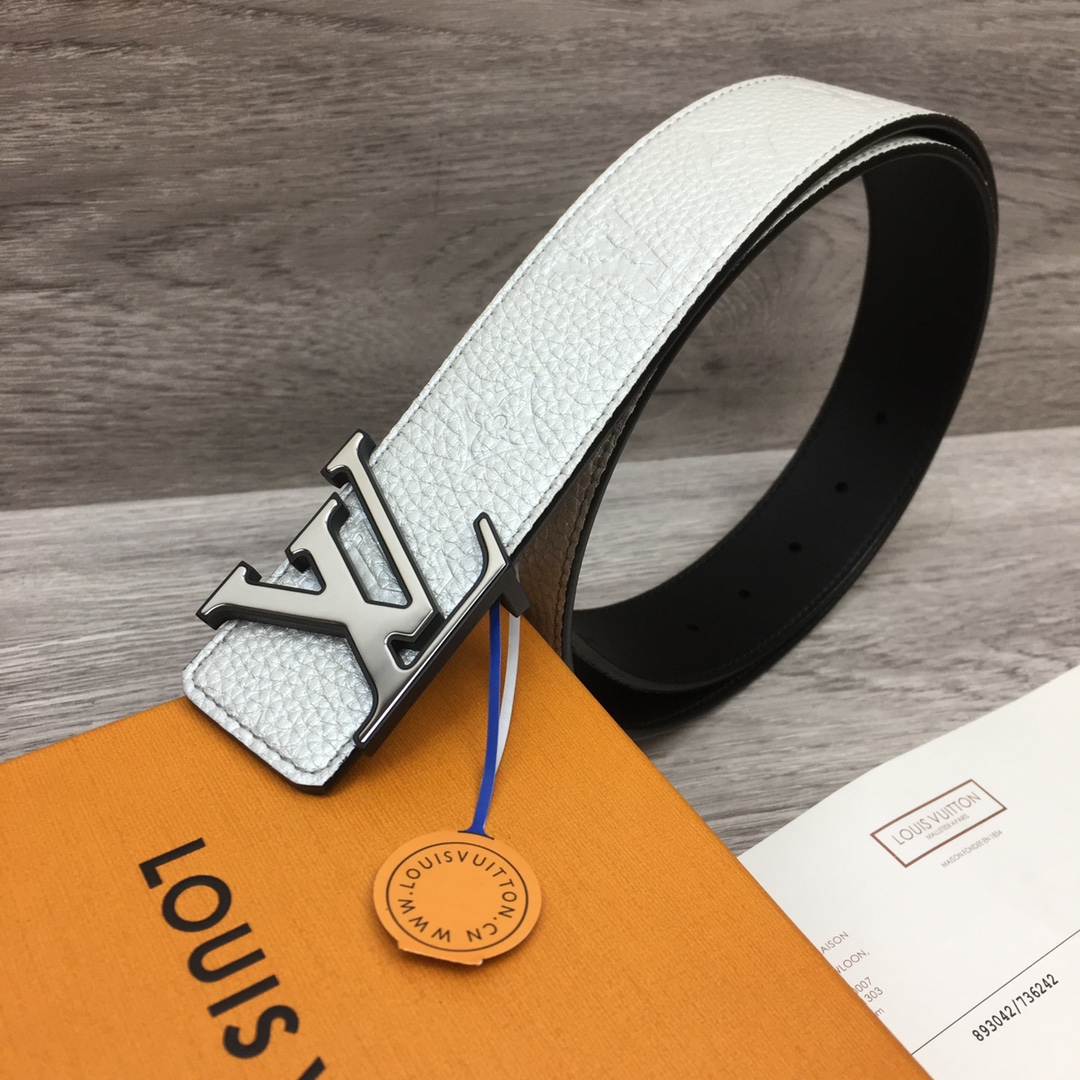 Louis Vuitton LV Togo Embossed Pattern Leather Belt