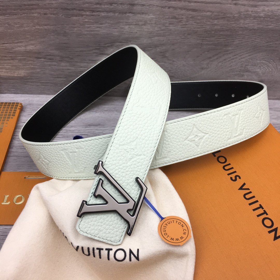 Louis Vuitton LV Togo Embossed Pattern Leather Belt