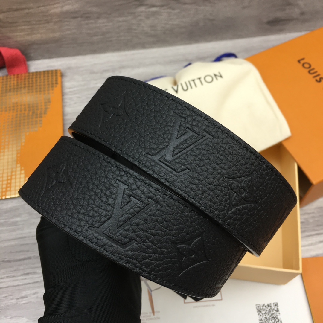 Louis Vuitton LV Togo Embossed Pattern Leather Belt