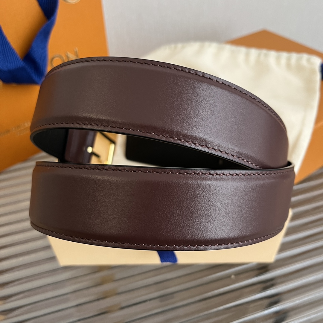 Louis Vuitton (LV) Men's New Casual Belt