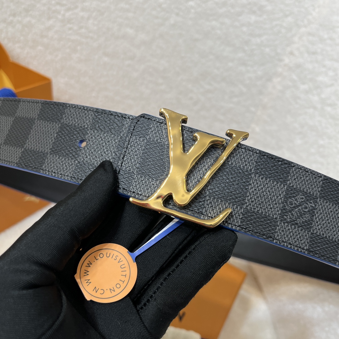  Louis Vuitton LV Reversible Belt