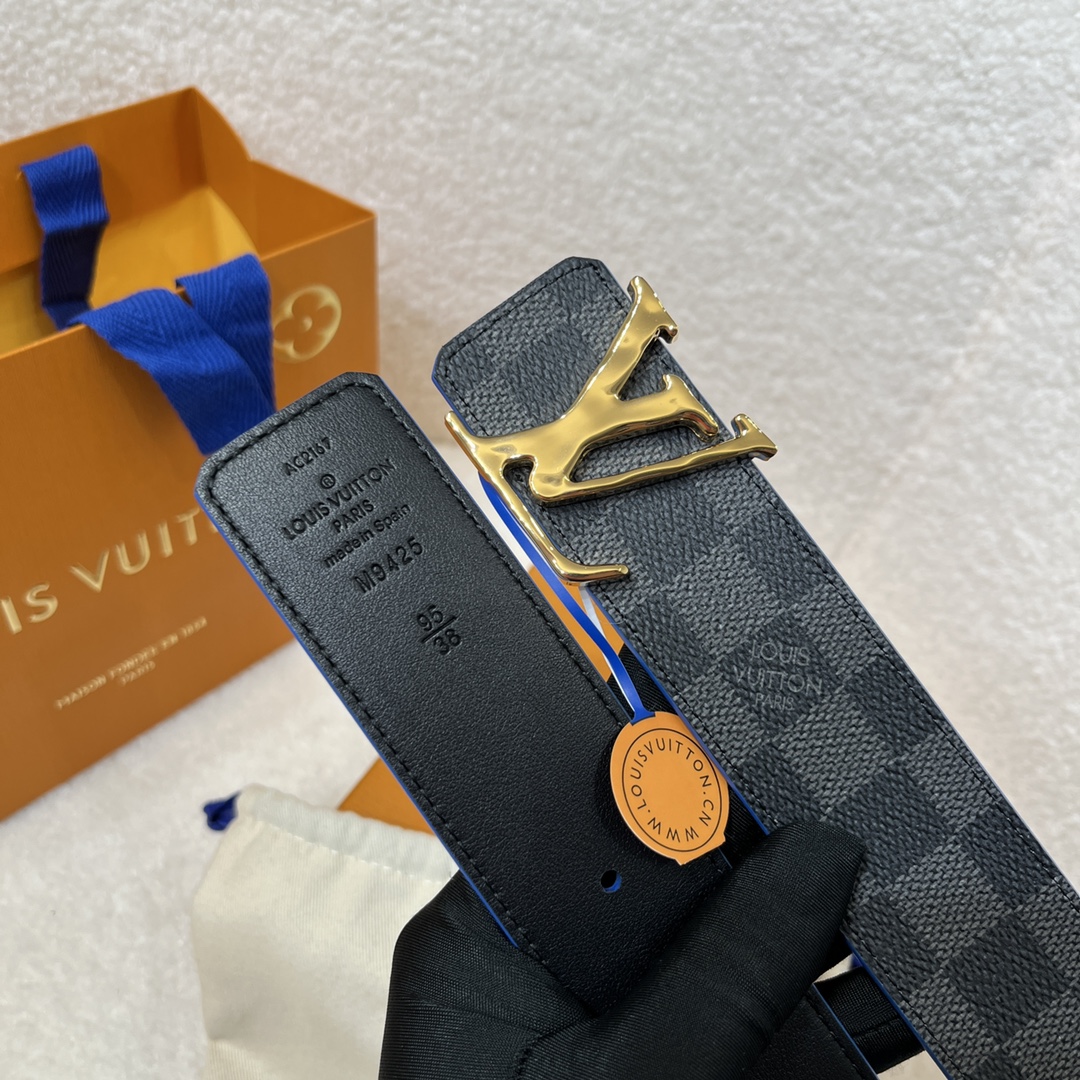  Louis Vuitton LV Reversible Belt