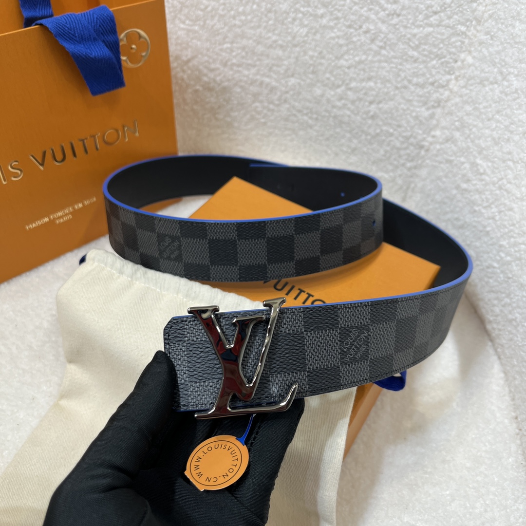  Louis Vuitton LV Reversible Belt