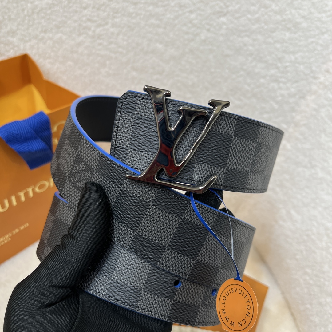  Louis Vuitton LV Reversible Belt