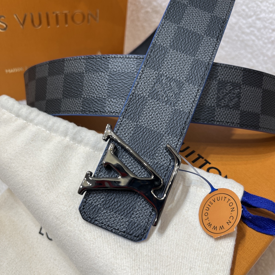  Louis Vuitton LV Reversible Belt