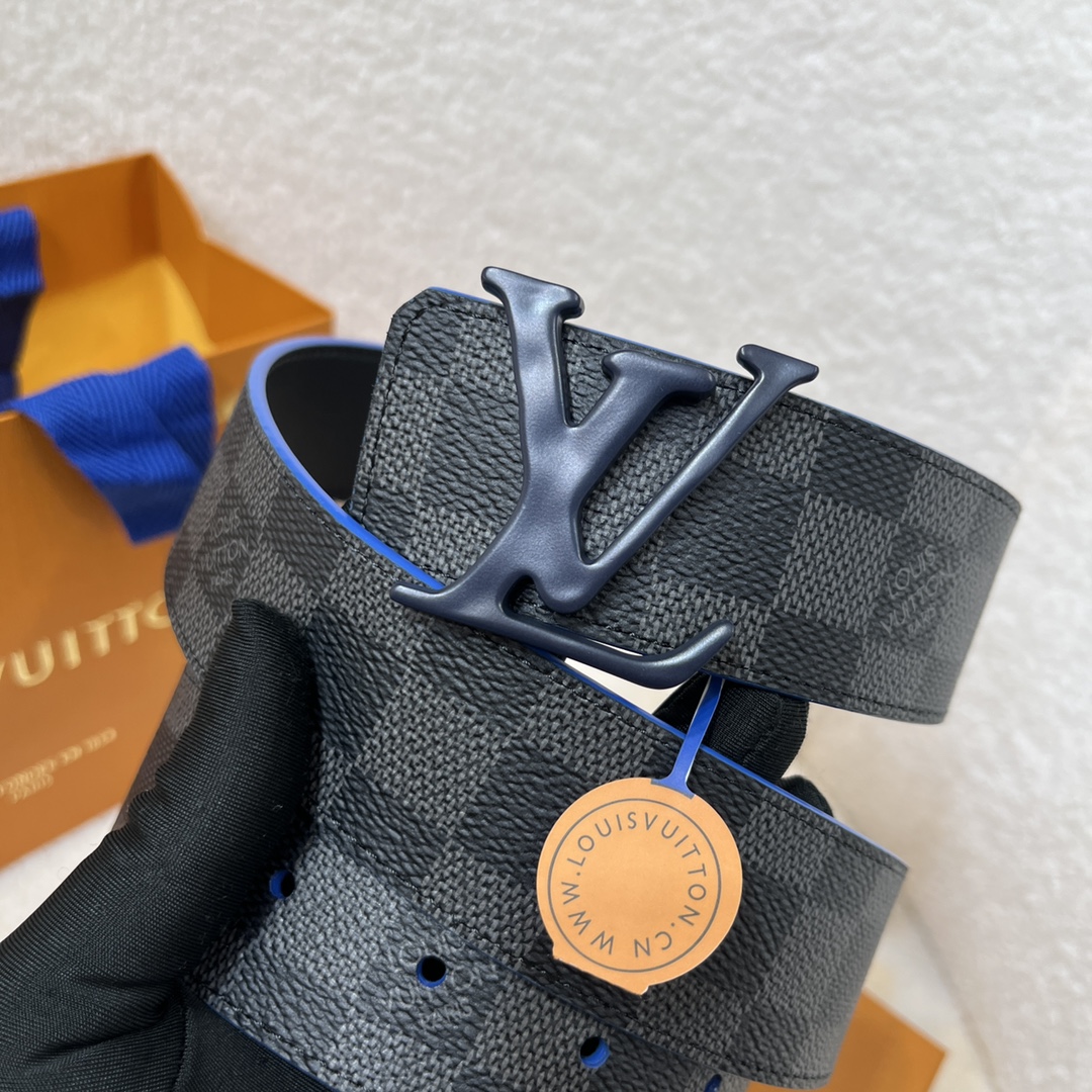  Louis Vuitton LV Reversible Belt