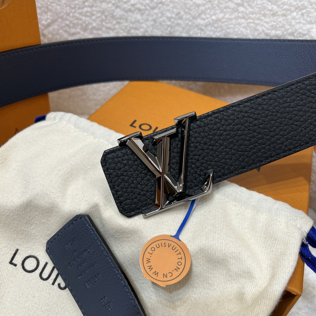 Louis Vuitton LV Men's Reversible Belt