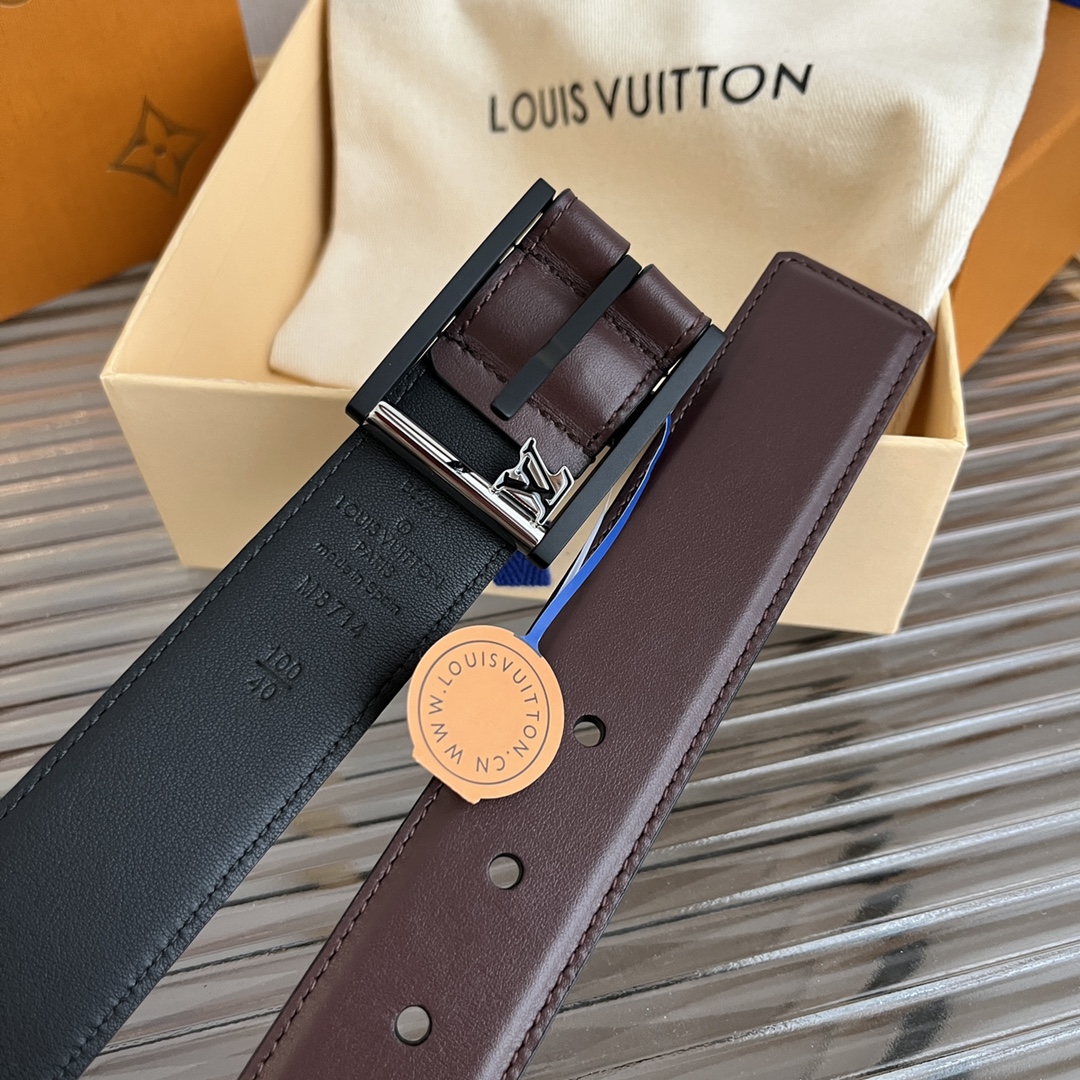 Louis Vuitton (LV) Men's New Casual Belt