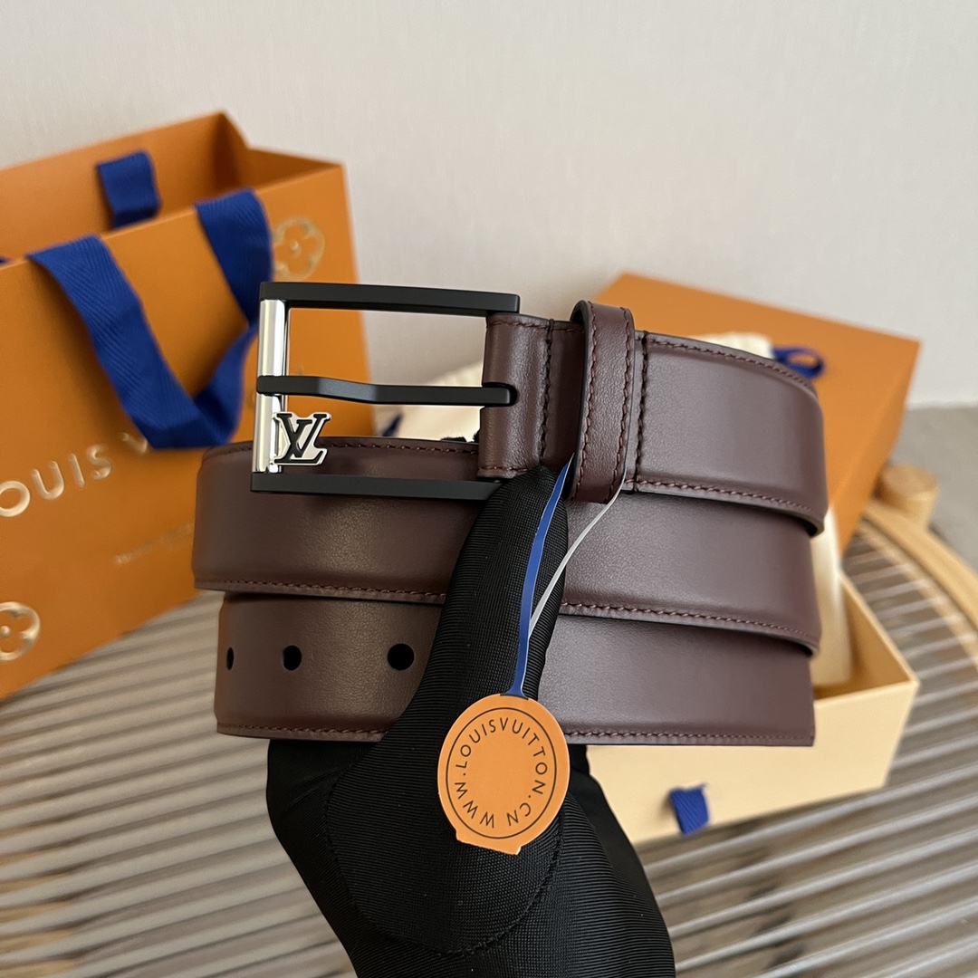 Louis Vuitton (LV) Men's New Casual Belt