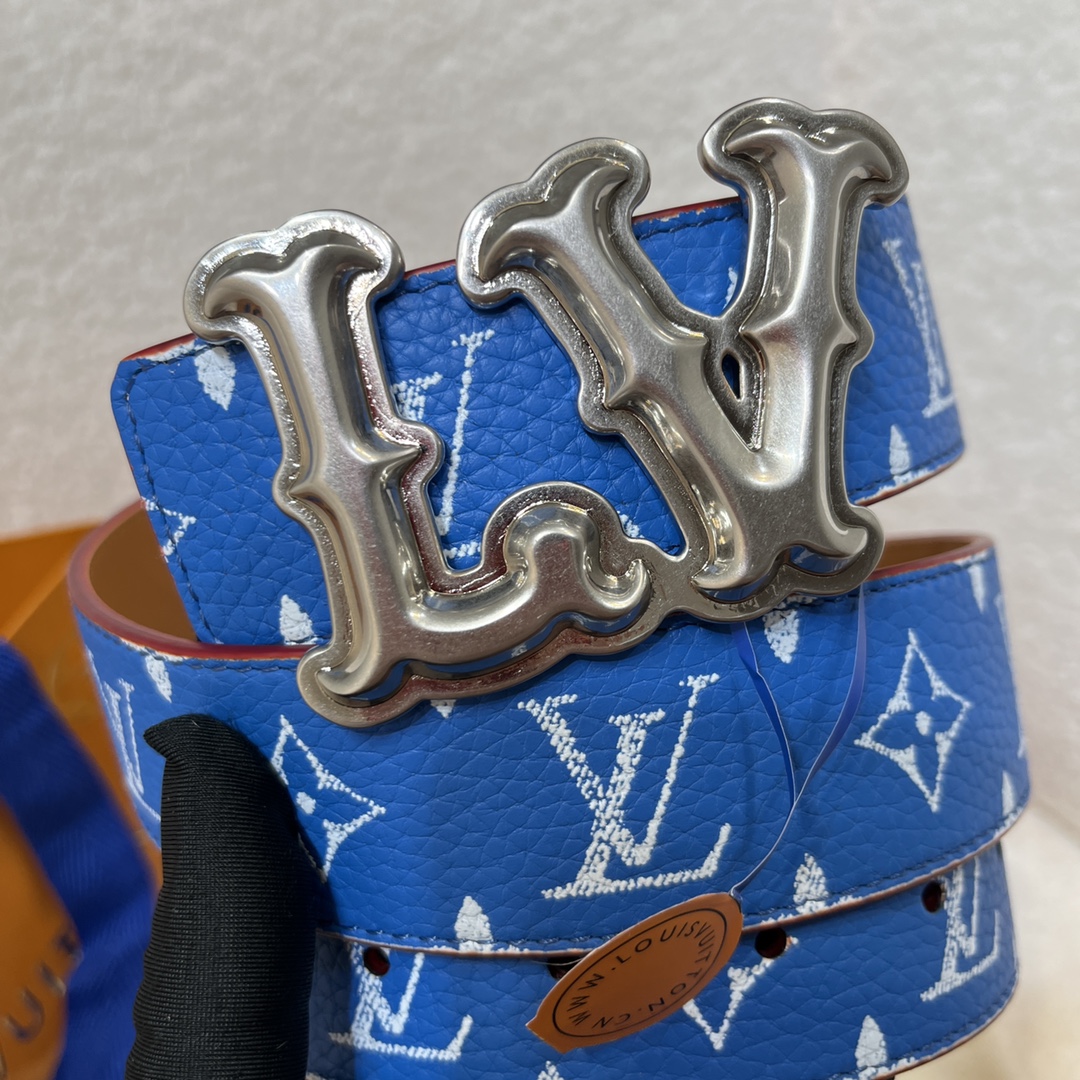  Louis Vuitton LV Men's Custom Canvas Belt