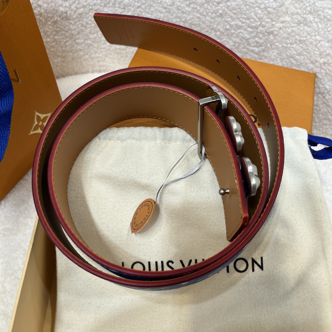  Louis Vuitton LV Men's Custom Canvas Belt