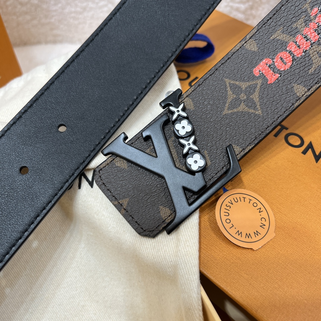 Louis Vuitton LV Men's Reversible Canvas Belt