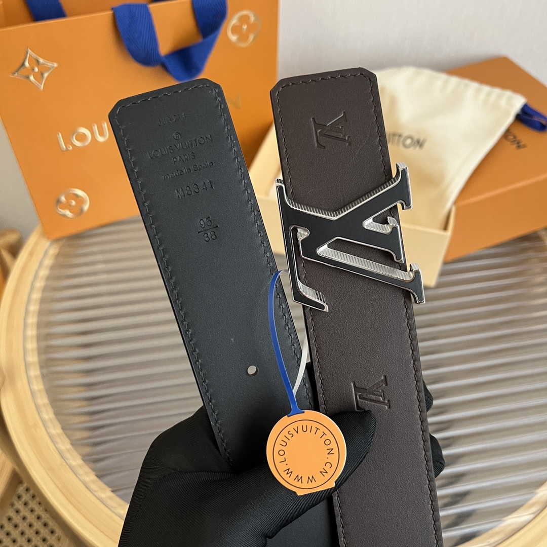 Louis Vuitton (LV) New Selection Belt