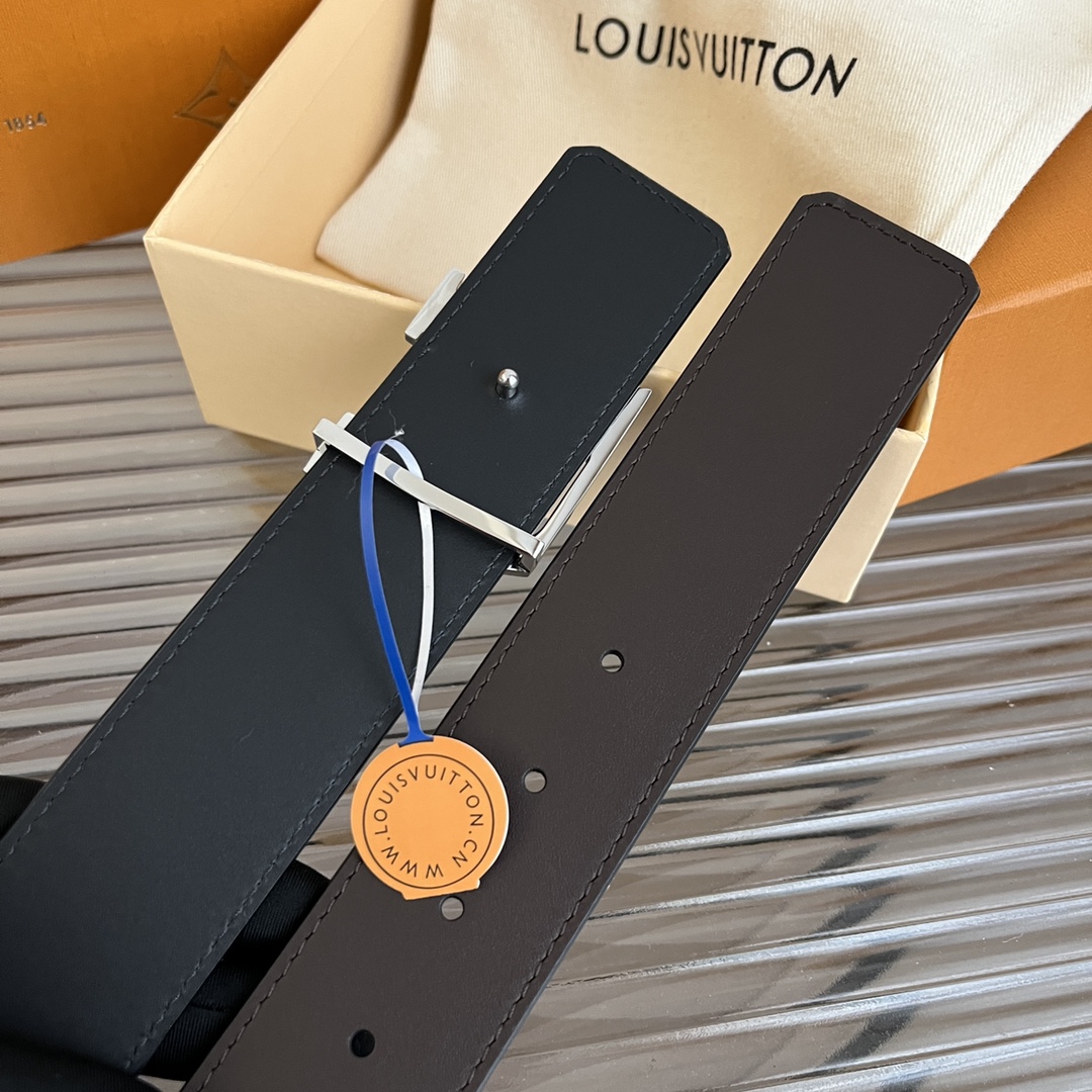 Louis Vuitton (LV) New Selection Belt