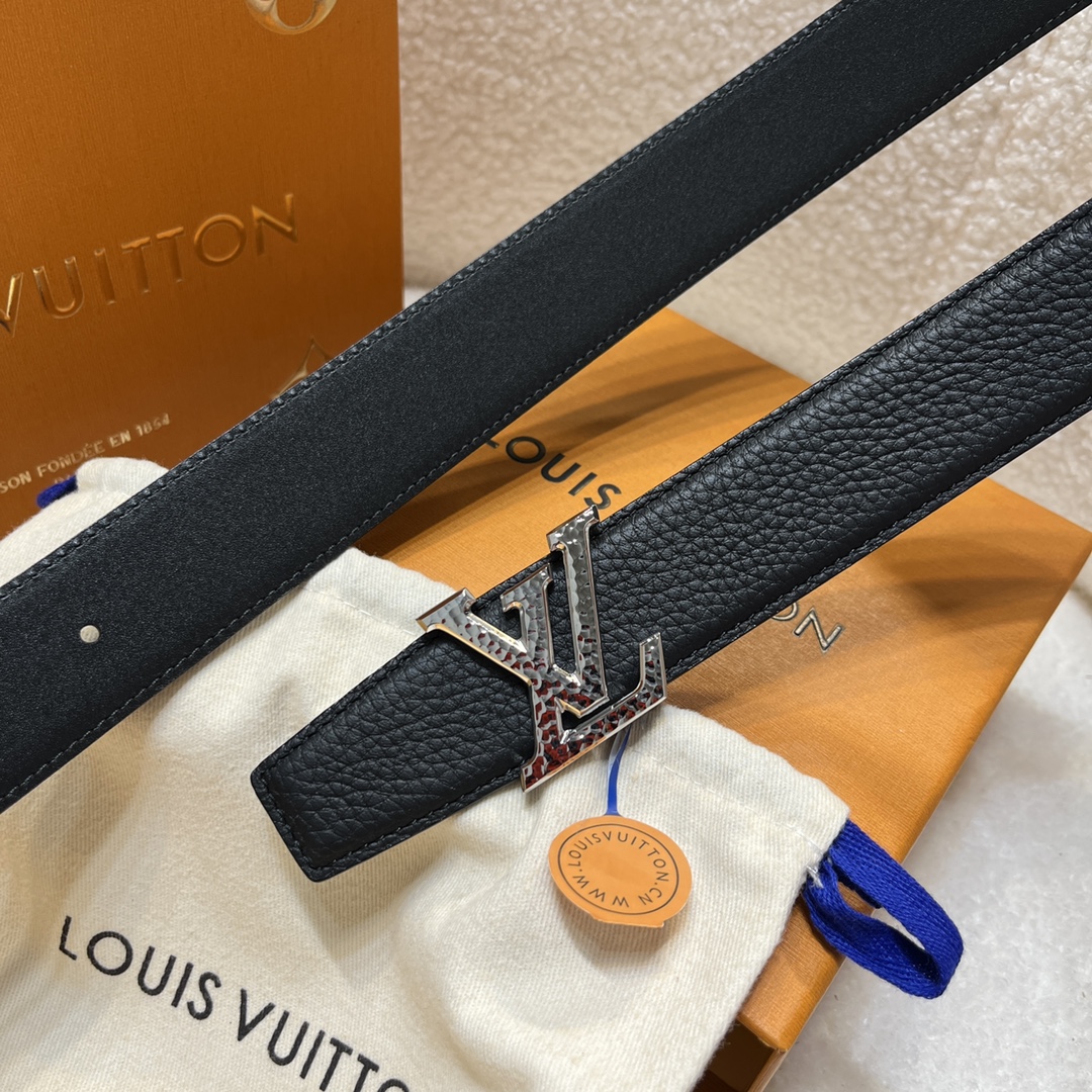 Louis Vuitton LV Men's Reversible Togo Leather Belt