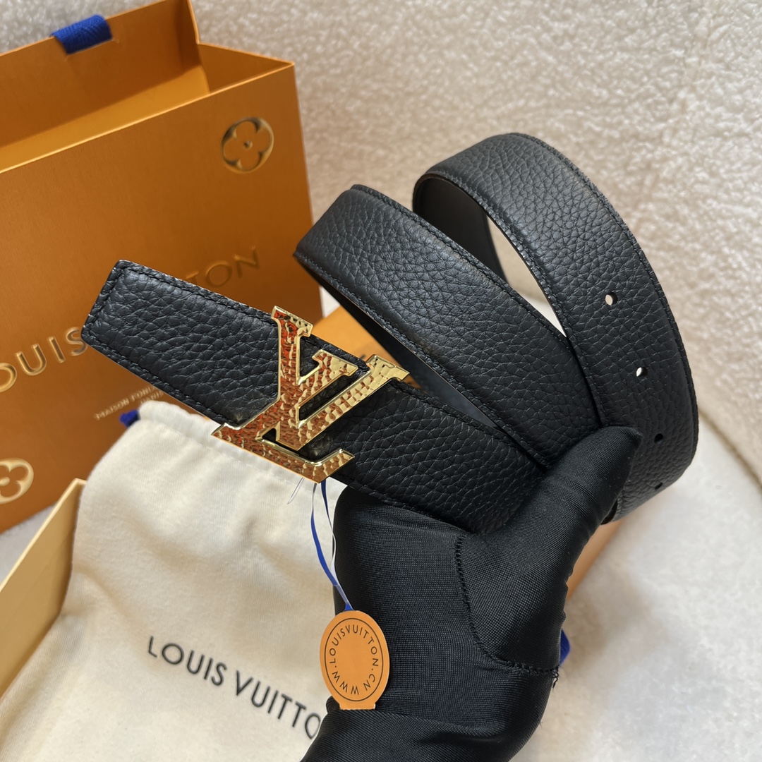 Louis Vuitton LV Men's Reversible Togo Leather Belt