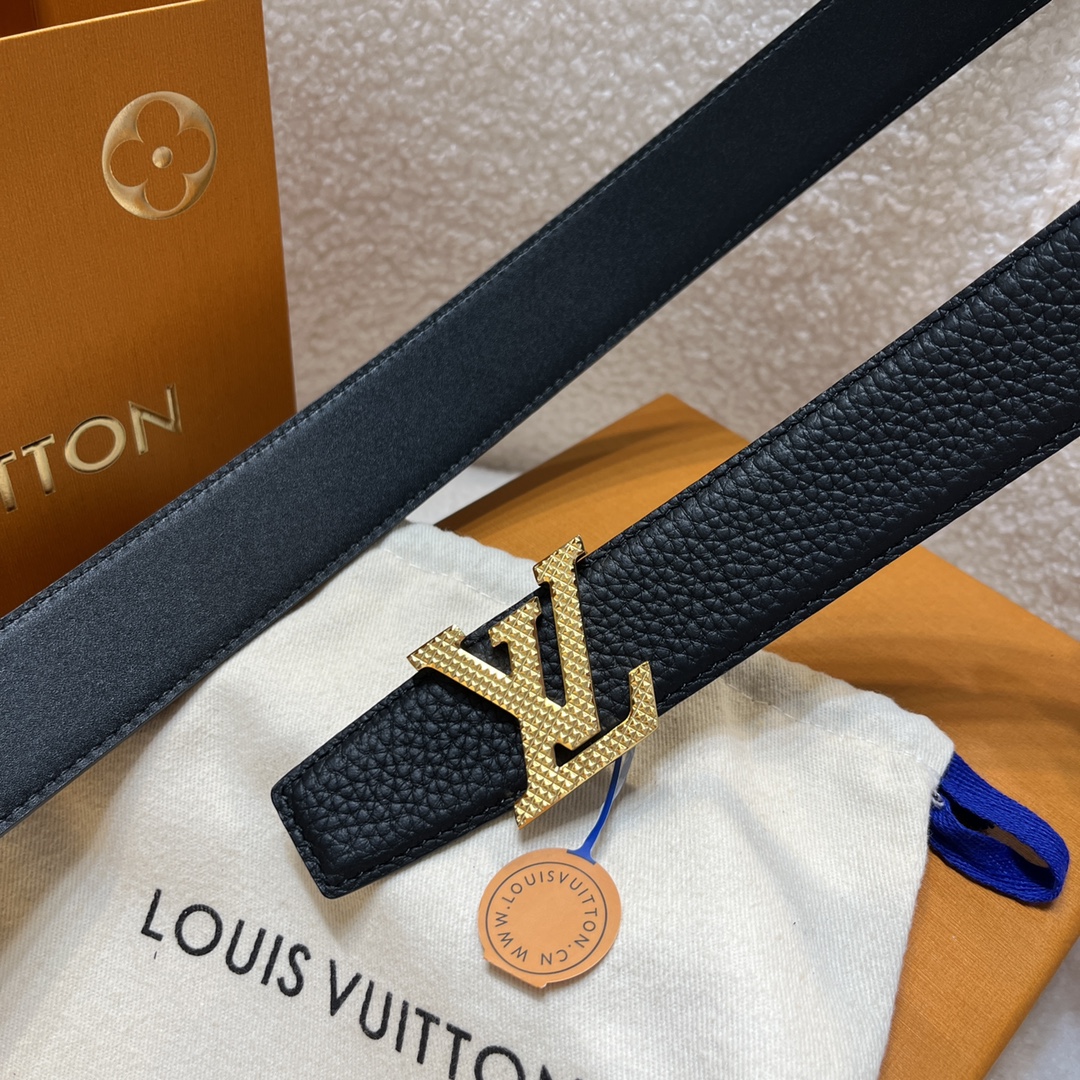 Louis Vuitton LV Men's Reversible Togo Leather Belt