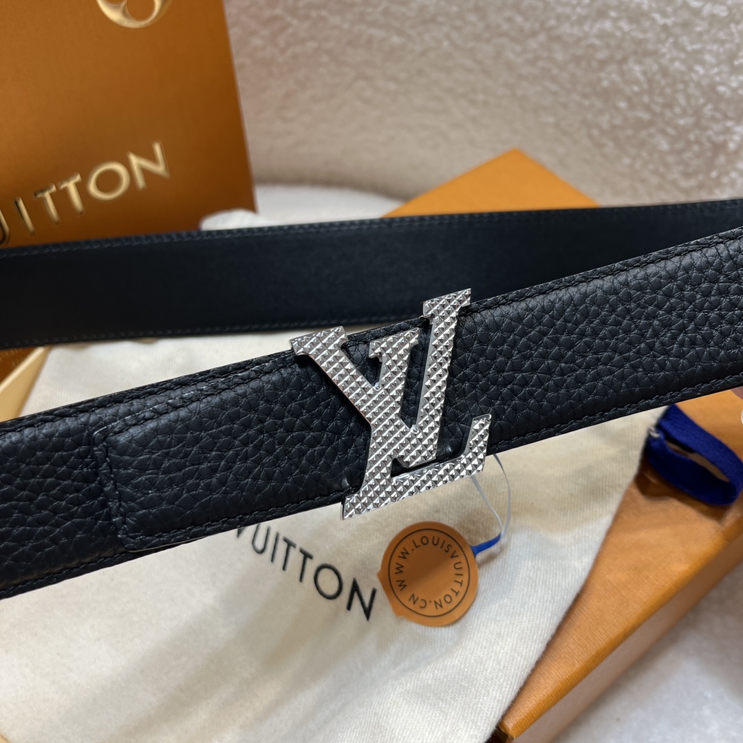 Louis Vuitton LV Men's Reversible Togo Leather Belt