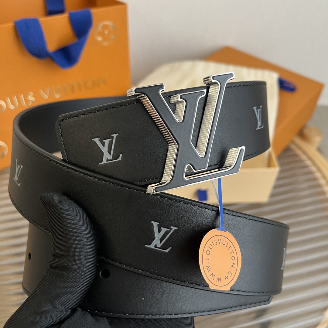 Louis Vuitton (LV) New Selection Belt