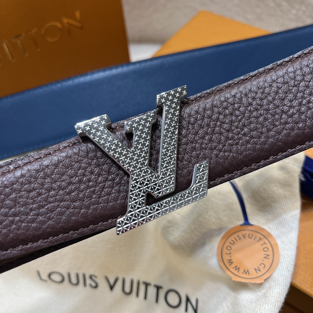 Louis Vuitton LV Men's Reversible Togo Leather Belt