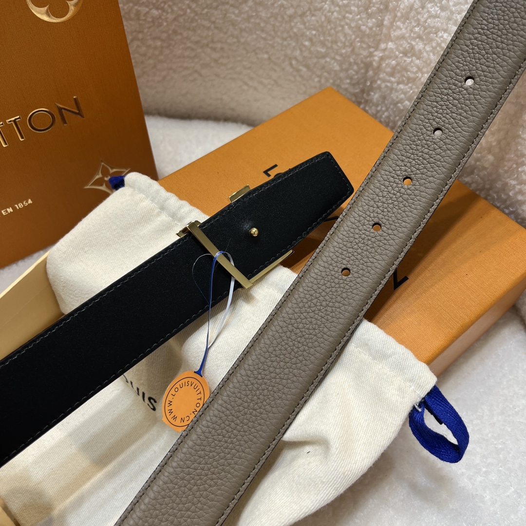 Louis Vuitton LV Men's Reversible Togo Leather Belt