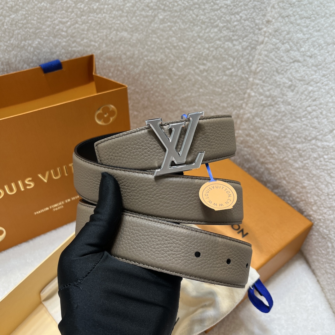 Louis Vuitton LV Men's Reversible Togo Leather Belt