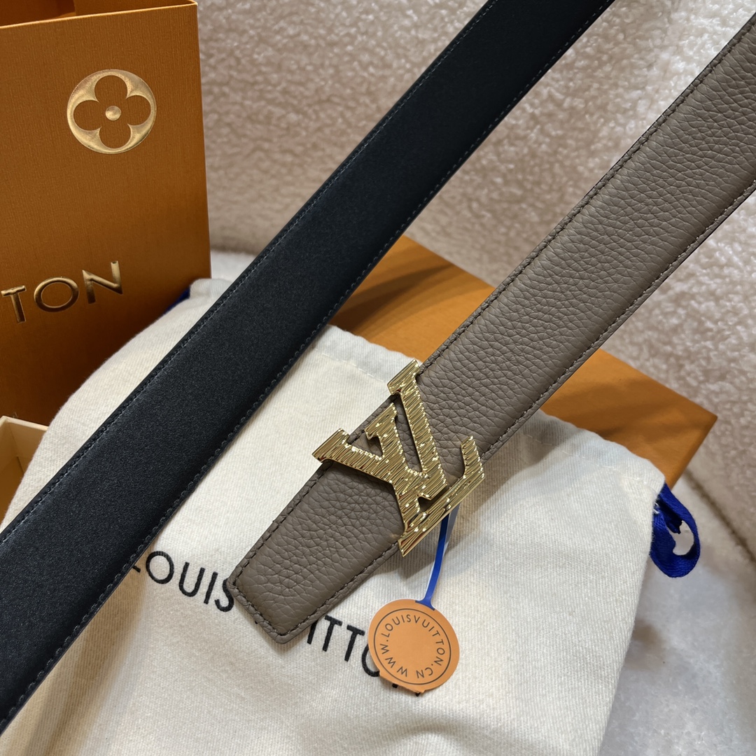 Louis Vuitton LV Men's Reversible Togo Leather Belt