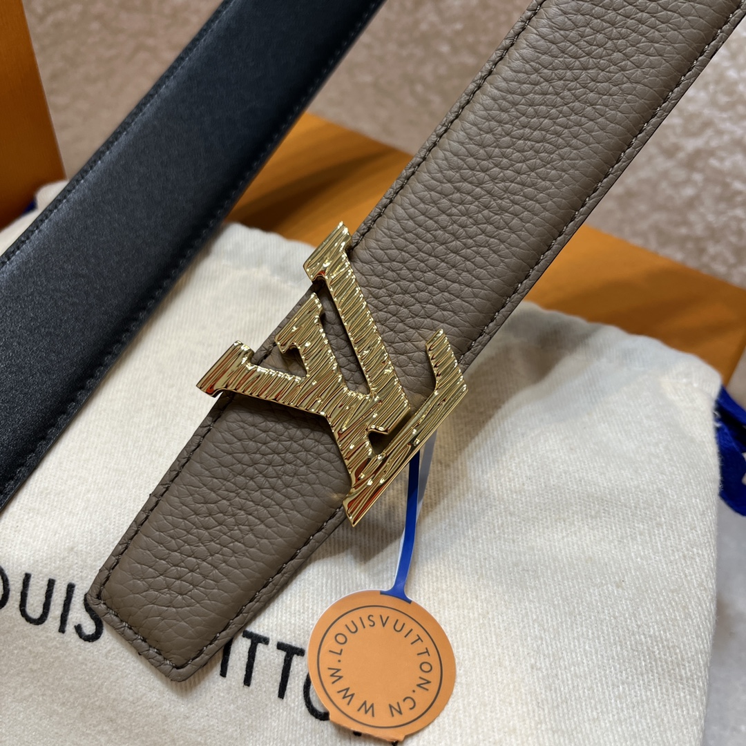 Louis Vuitton LV Men's Reversible Togo Leather Belt