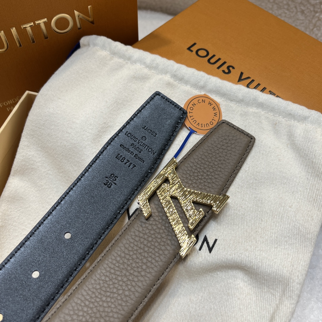 Louis Vuitton LV Men's Reversible Togo Leather Belt