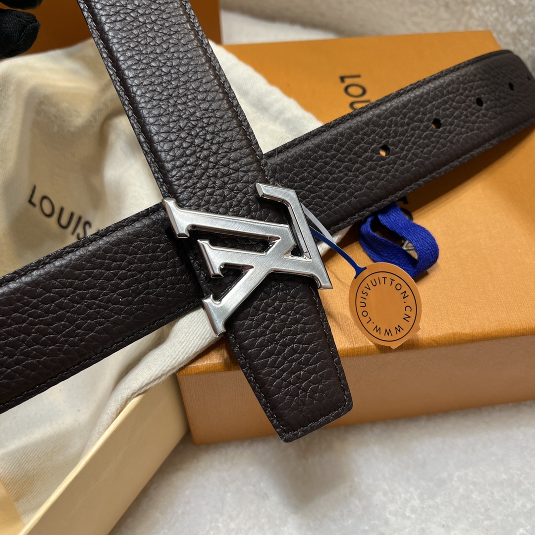 Louis Vuitton LV Men's Reversible Togo Leather Belt