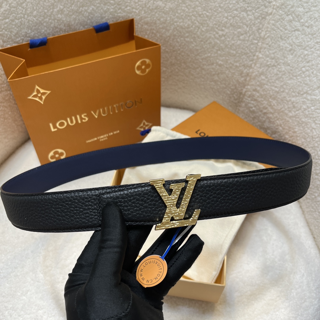 Louis Vuitton LV Men's Reversible Togo Leather Belt