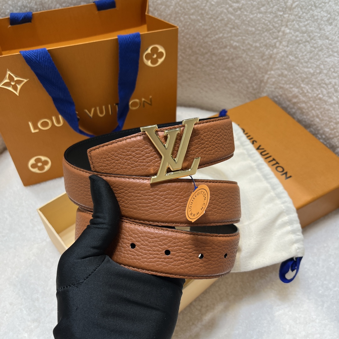 Louis Vuitton LV Men's Reversible Togo Leather Belt