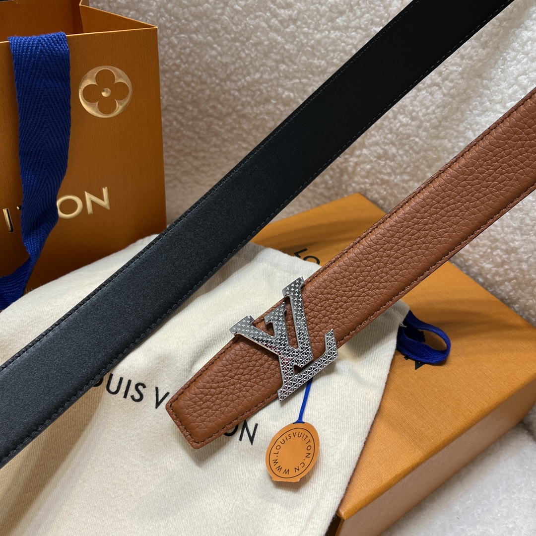 Louis Vuitton LV Men's Reversible Togo Leather Belt