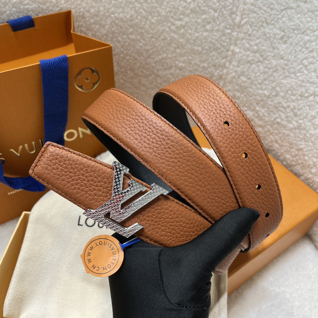 Louis Vuitton LV Men's Reversible Togo Leather Belt