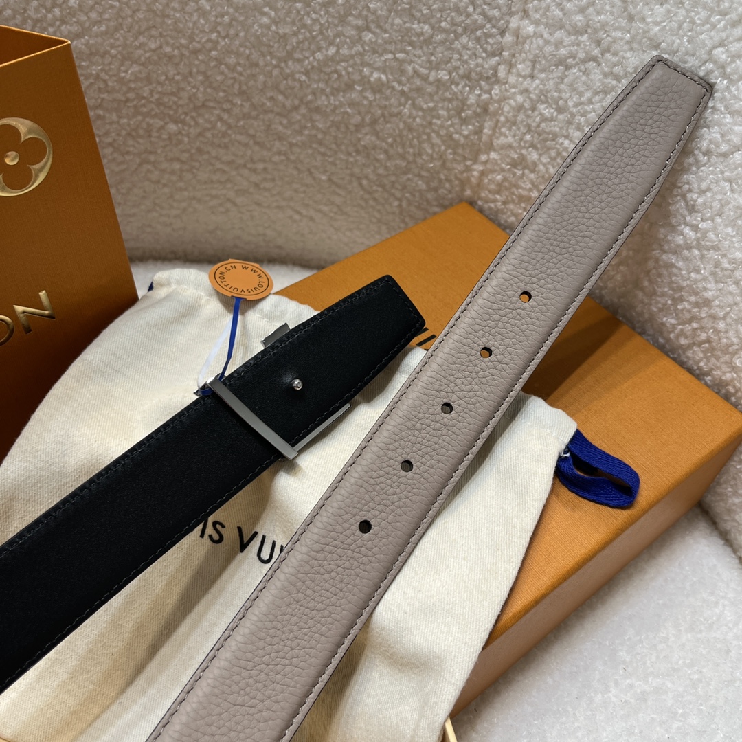 Louis Vuitton LV Men's Reversible Togo Leather Belt