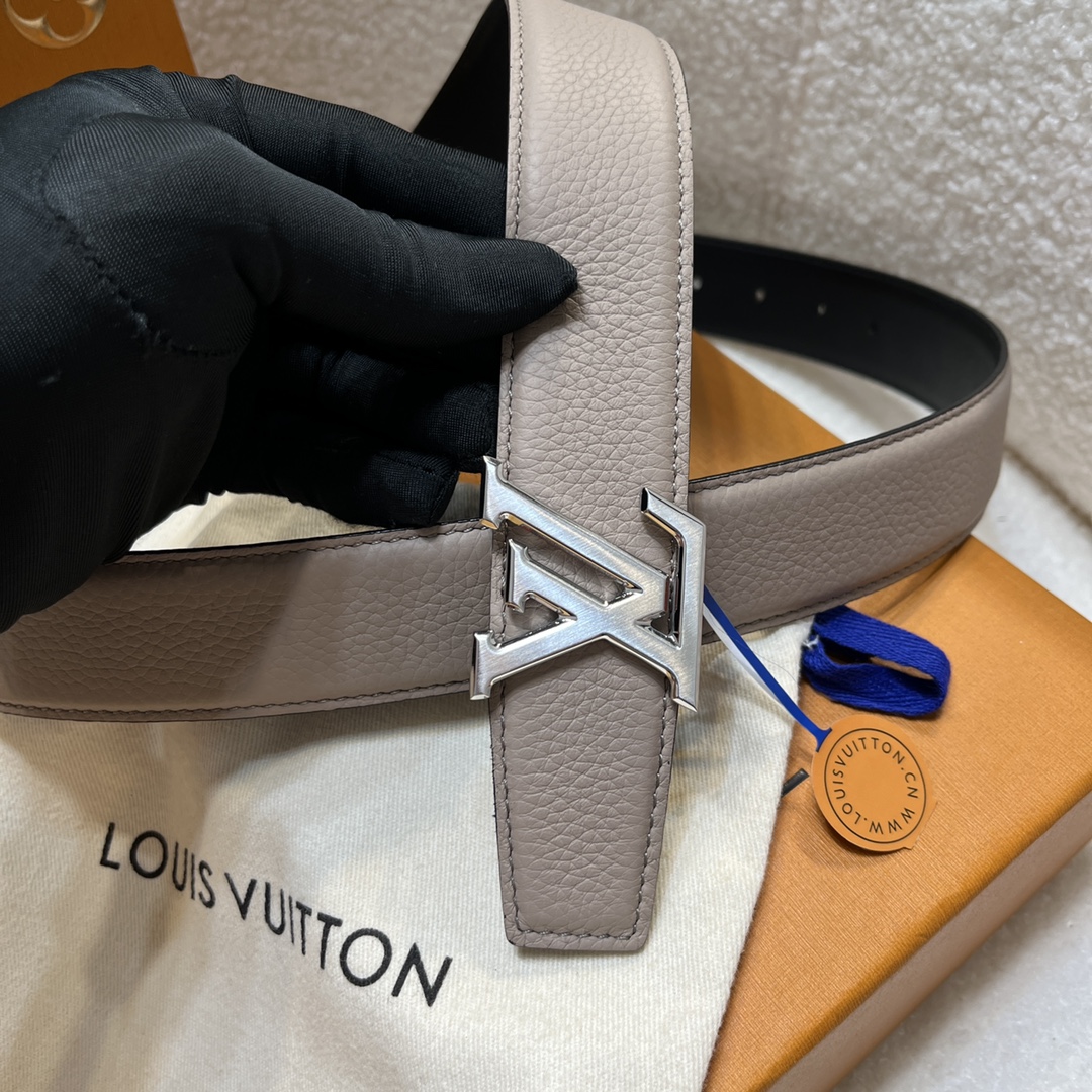 Louis Vuitton LV Men's Reversible Togo Leather Belt