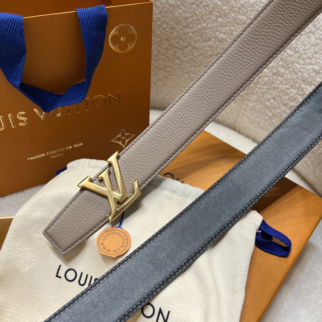 Louis Vuitton LV Men's Reversible Togo Leather Belt