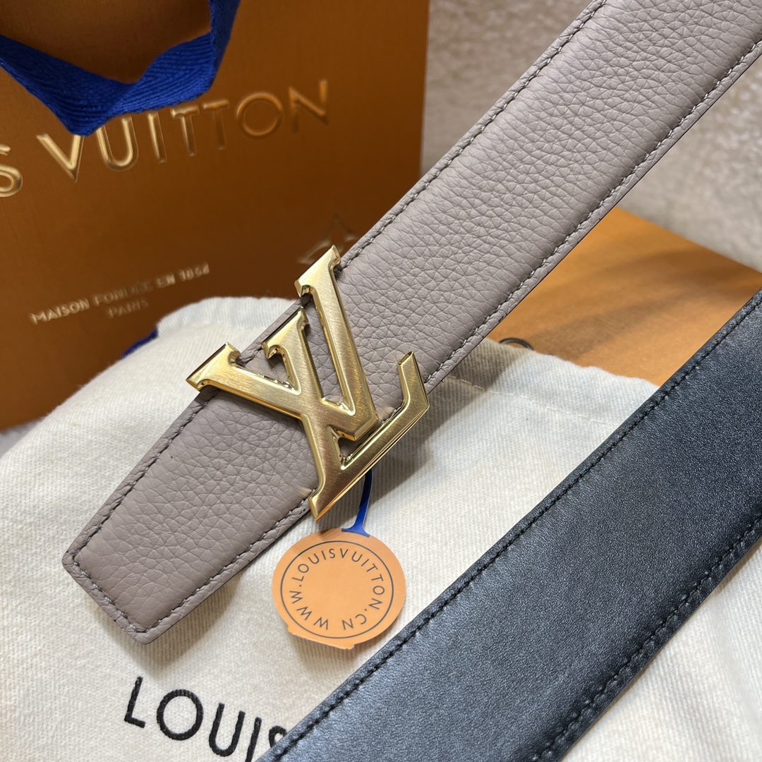 Louis Vuitton LV Men's Reversible Togo Leather Belt