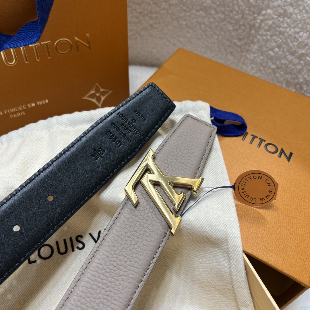 Louis Vuitton LV Men's Reversible Togo Leather Belt