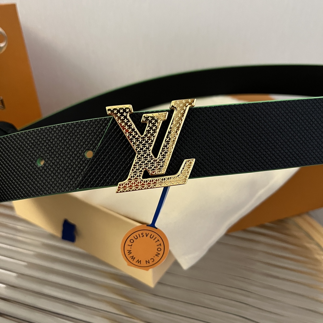 Louis Vuitton LV Men's Casual Reversible Belt