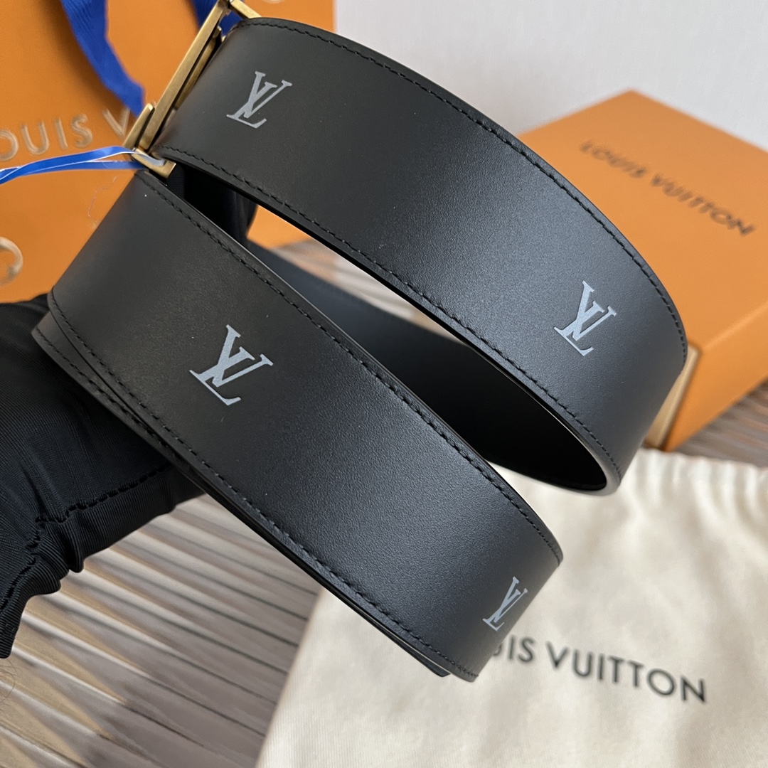 Louis Vuitton LV Premium Reversible Belt