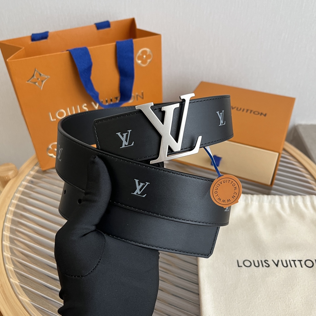 Louis Vuitton LV Premium Reversible Belt