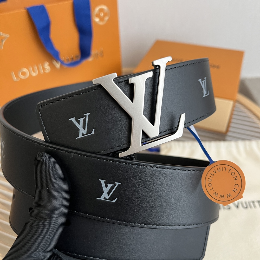 Louis Vuitton LV Premium Reversible Belt