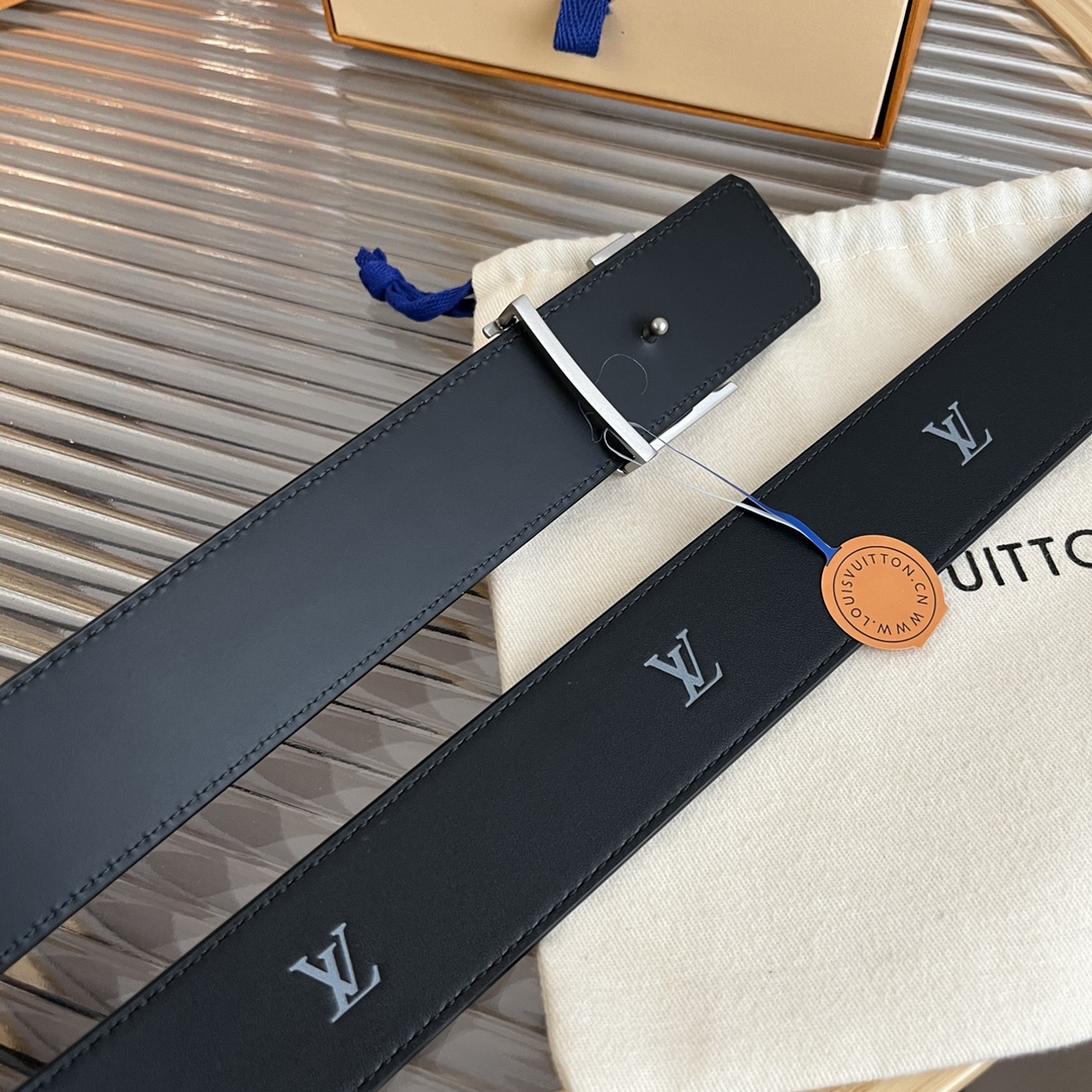 Louis Vuitton LV Premium Reversible Belt