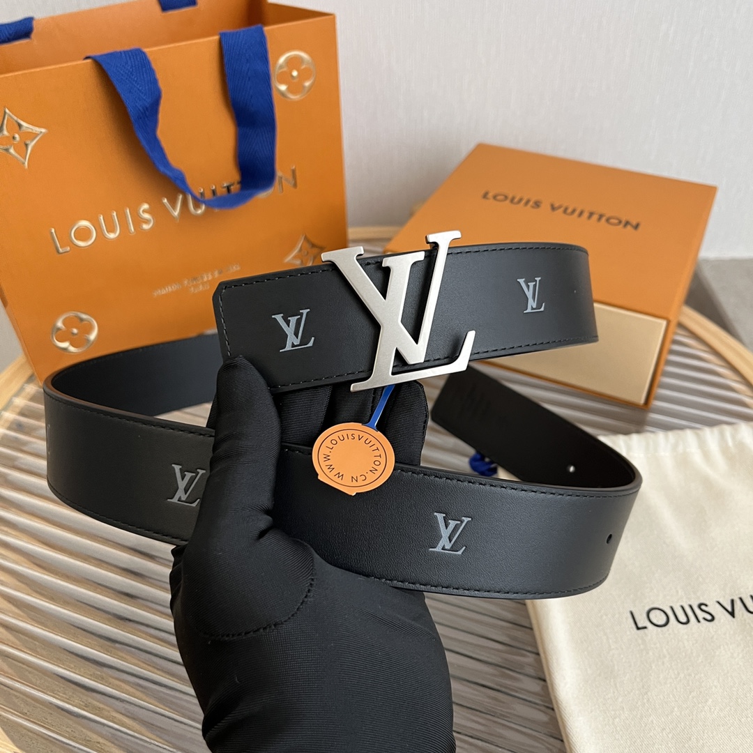 Louis Vuitton LV Premium Reversible Belt