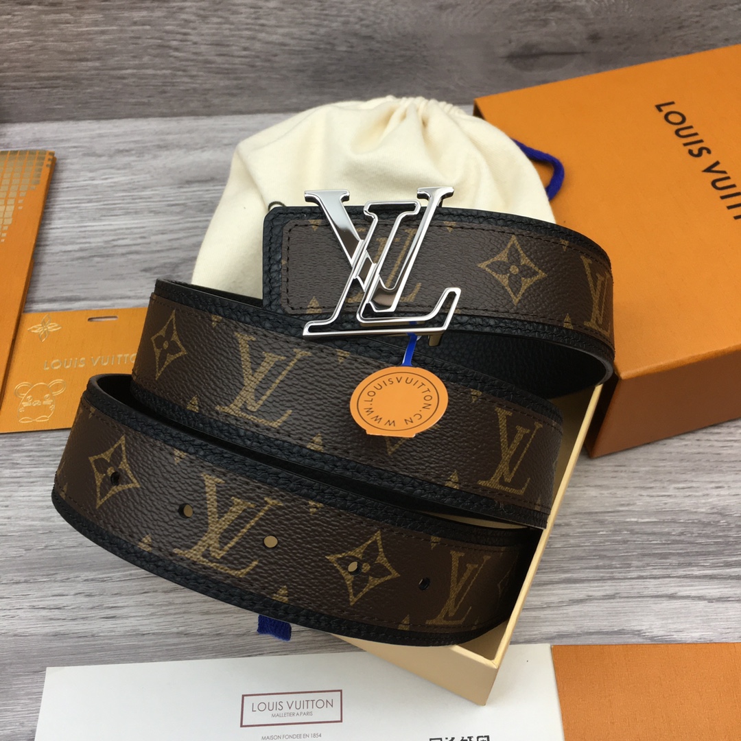 Louis Vuitton Men's Reversible 40mm Belt