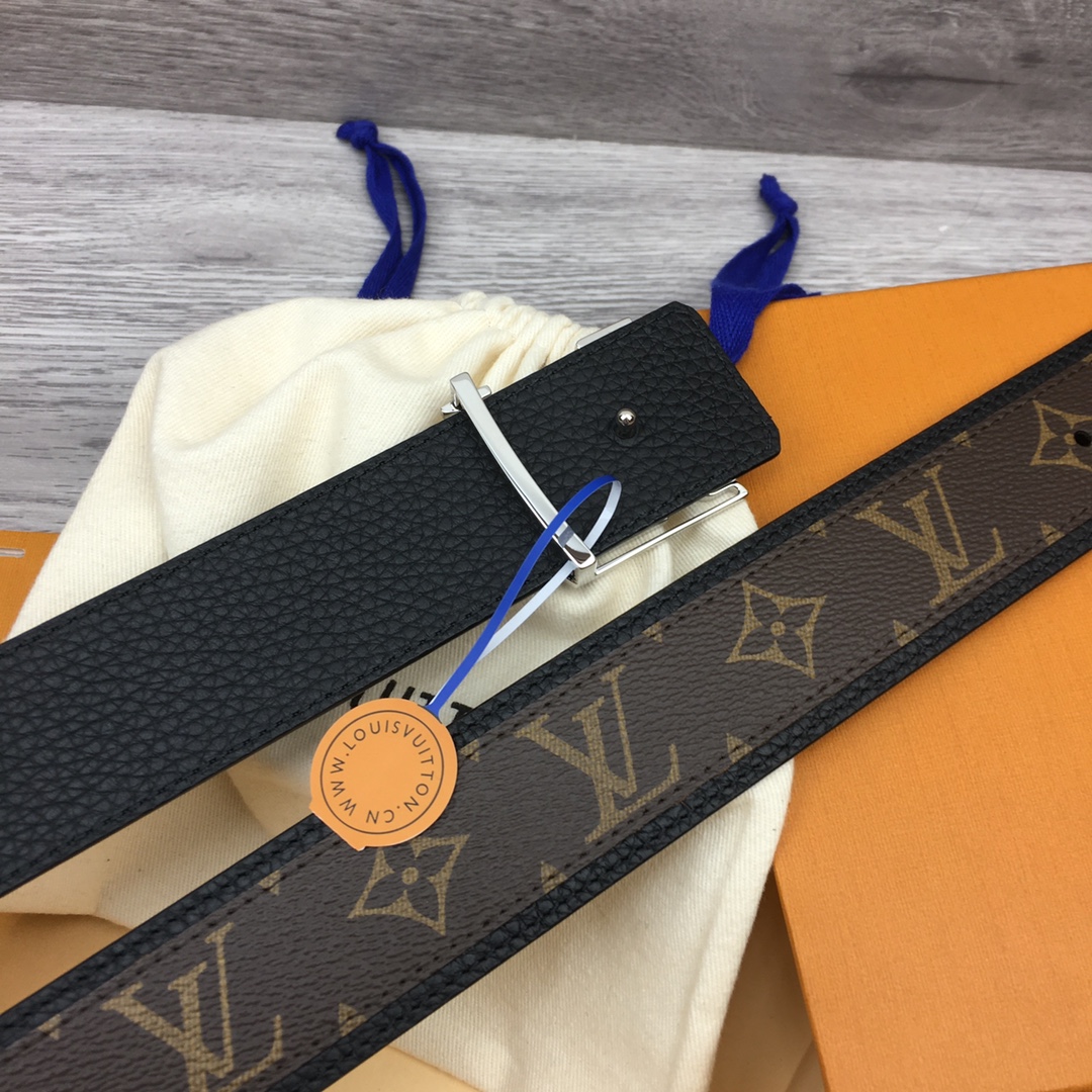 Louis Vuitton Men's Reversible 40mm Belt