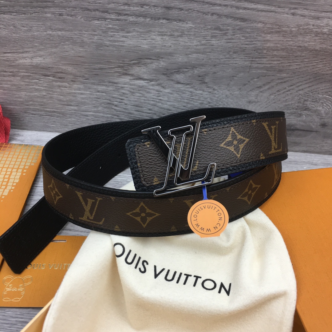 Louis Vuitton Men's Reversible 40mm Belt