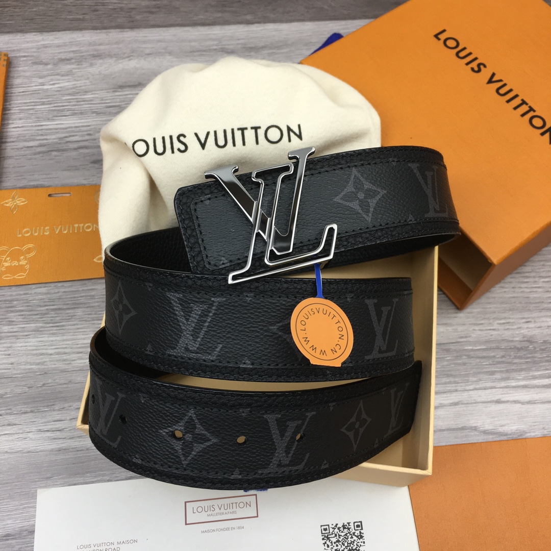 Louis Vuitton Men's Reversible 40mm Belt