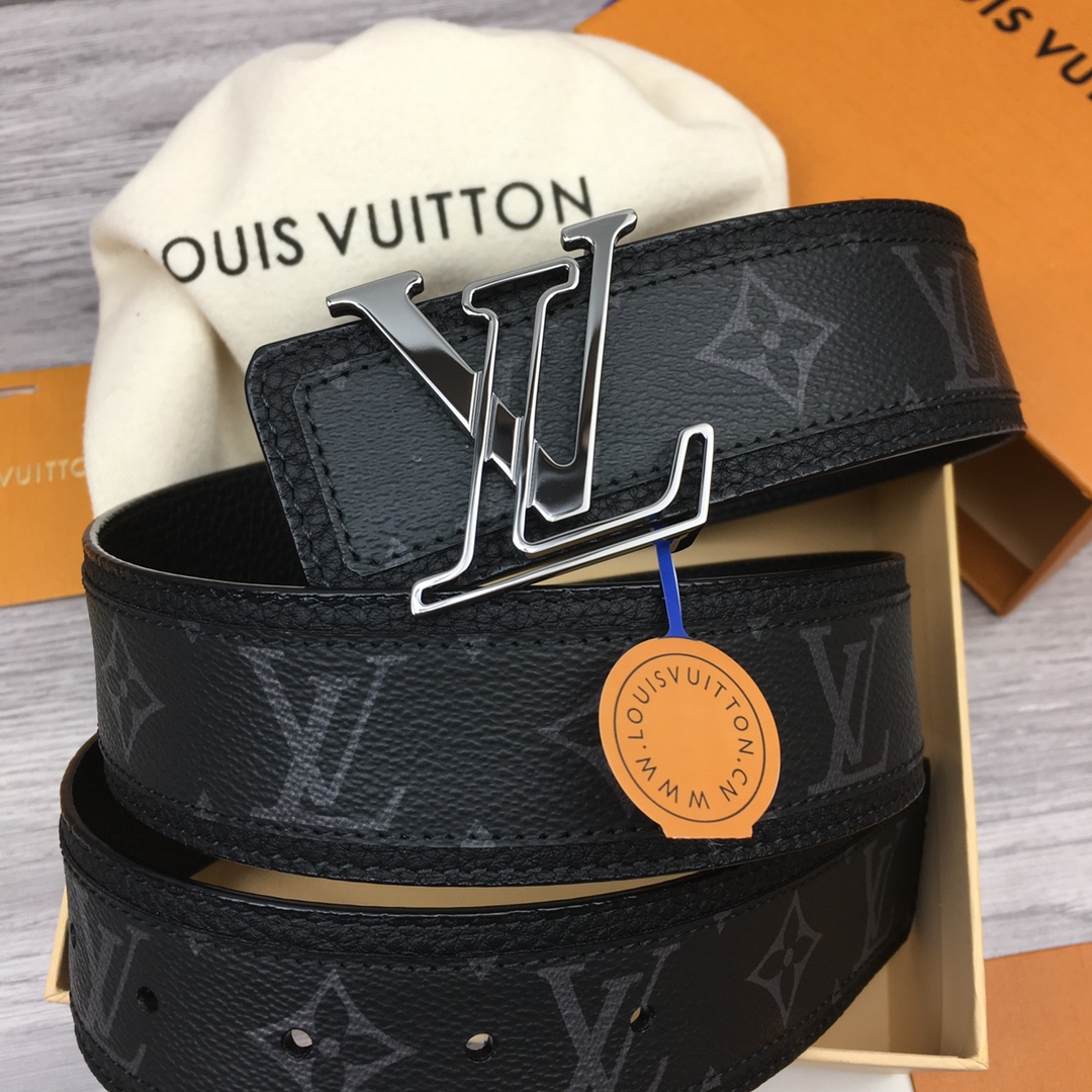 Louis Vuitton Men's Reversible 40mm Belt